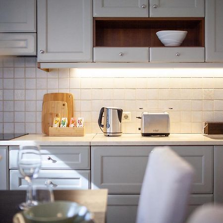 Silver Willow Luxury Apartment โชพรอน ภายนอก รูปภาพ