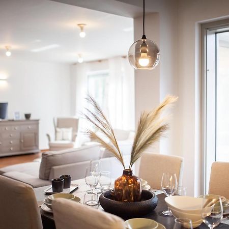 Silver Willow Luxury Apartment โชพรอน ภายนอก รูปภาพ